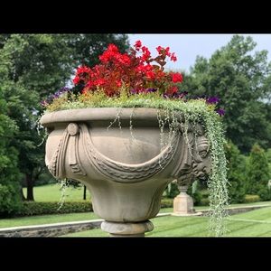 Meet your Posher, Ellen